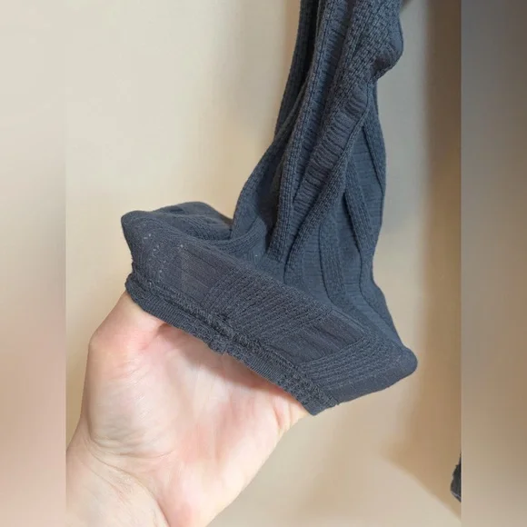 Free People Ice Cold Lace Up Grommet Ribbed Knit V-Neck Shirt Top Chic Blouse - Picture 15 of 16